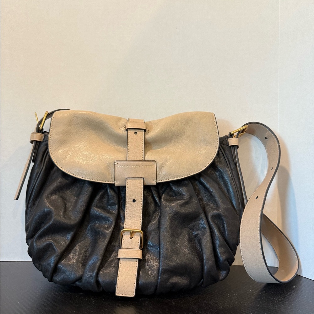 Marc Jacobs Black and Cream Crossbody Bag